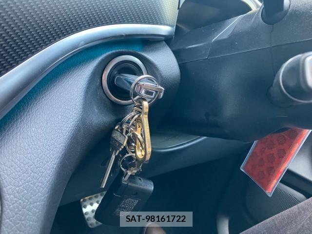 Mercedes Benz V-CLASS 2021-10 7221727-19