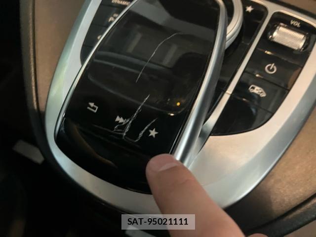 Mercedes Benz V-CLASS 2018-02 7251517-16