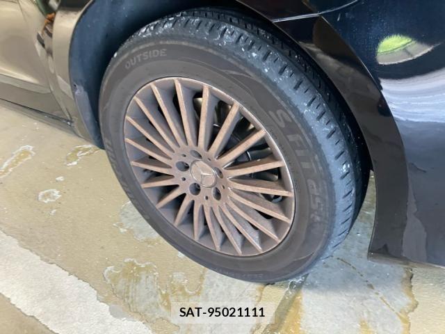 Mercedes Benz V-CLASS 2018-02 7251517-22