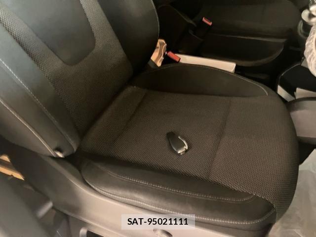 Mercedes Benz V-CLASS 2018-02 7251517-7