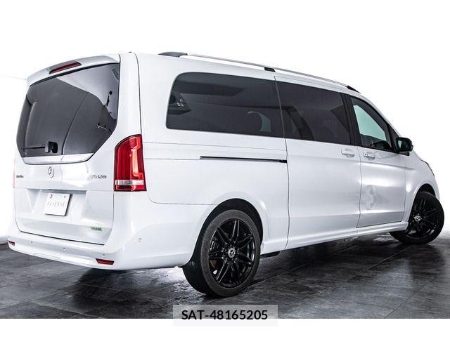 Mercedes Benz V-CLASS 2023-11 7272319-11