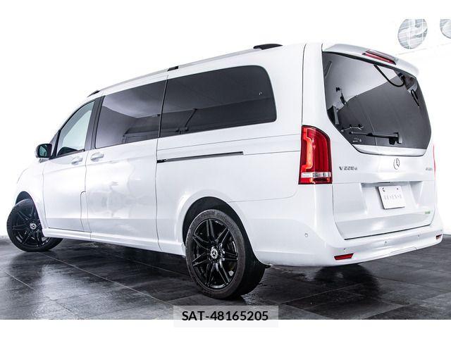 Mercedes Benz V-CLASS 2023-11 7272319-7