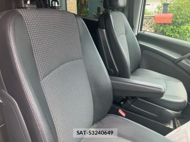 Mercedes Benz V-CLASS 2012-03 7328361-21