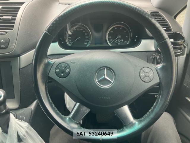 Mercedes Benz V-CLASS 2012-03 7328361-22