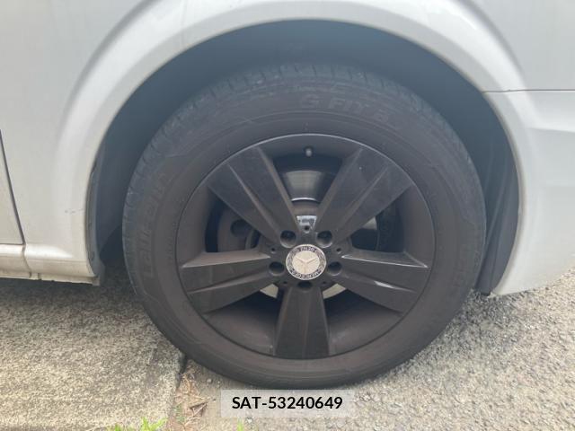 Mercedes Benz V-CLASS 2012-03 7328361-7