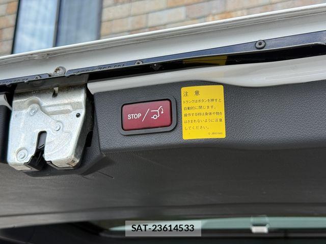 Mercedes Benz V-CLASS 2017-04 7358752-9