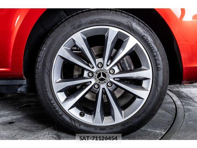 Mercedes Benz V-CLASS 2024-02 7392856-17
