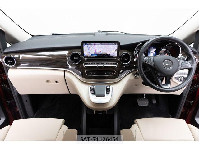 Mercedes Benz V-CLASS 2024-02 7392856-1