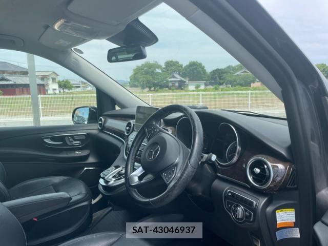 Mercedes Benz V-CLASS 2017-08 7455790-10