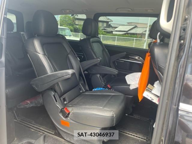 Mercedes Benz V-CLASS 2017-08 7455790-12