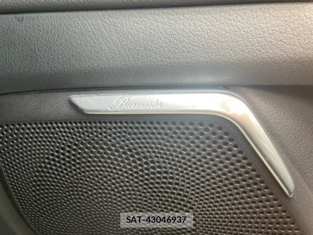 Mercedes Benz V-CLASS 2017-08 7455790-23