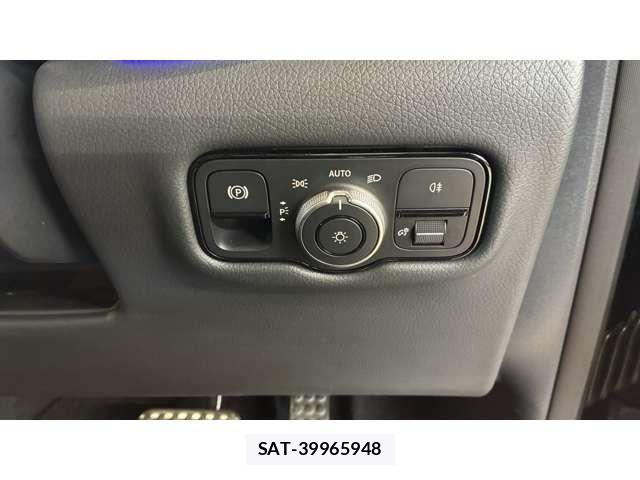 Mercedes Benz V-CLASS 2025-02 7501499-8