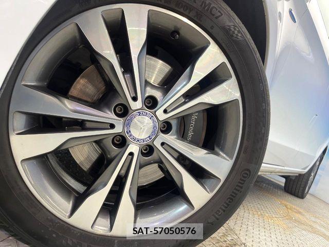 Mercedes Benz V-CLASS 2017-03 7877758-14