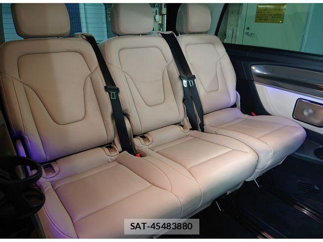 Mercedes Benz V-CLASS 2025-03 7979980-12