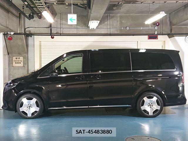 Mercedes Benz V-CLASS 2025-03 7979980-3
