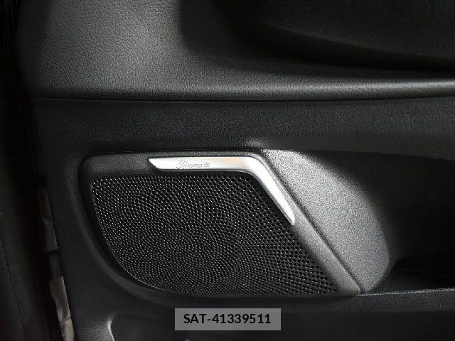 Mercedes Benz V-CLASS 2021-09 8036760-10