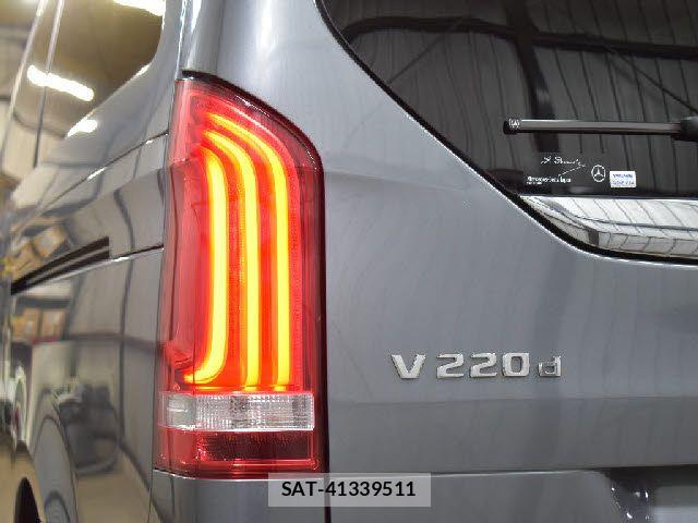 Mercedes Benz V-CLASS 2021-09 8036760-26