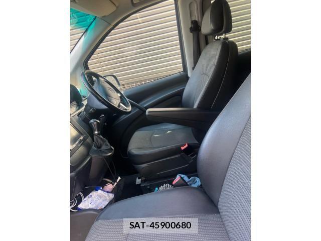 Mercedes Benz V-CLASS 2013-08 8074585-4