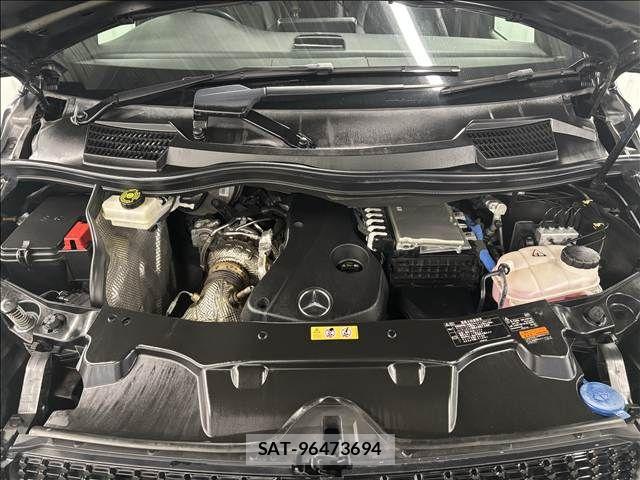 Mercedes Benz V-CLASS 2022-07 8146164-11