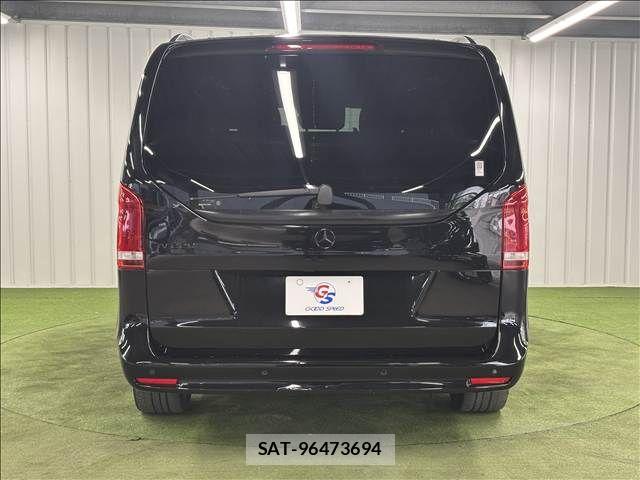 Mercedes Benz V-CLASS 2022-07 8146164-13