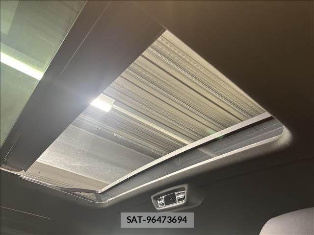 Mercedes Benz V-CLASS 2022-07 8146164-2