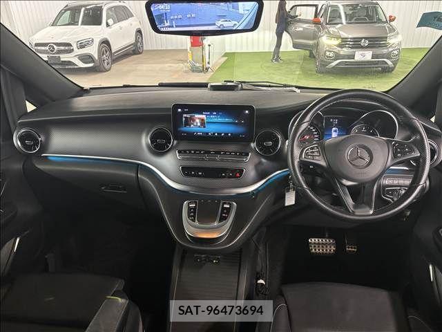 Mercedes Benz V-CLASS 2022-07 8146164-3