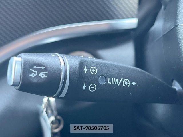 Mercedes Benz V-CLASS 2021-01 8230796-7