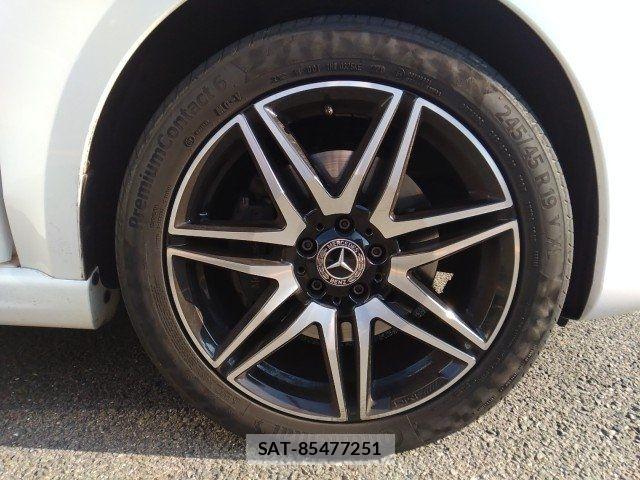 Mercedes Benz V-CLASS 2022-05 8245915-23