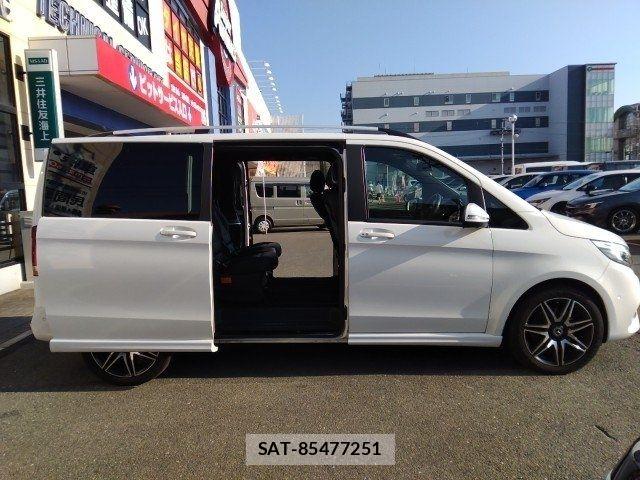 Mercedes Benz V-CLASS 2022-05 8245915-7