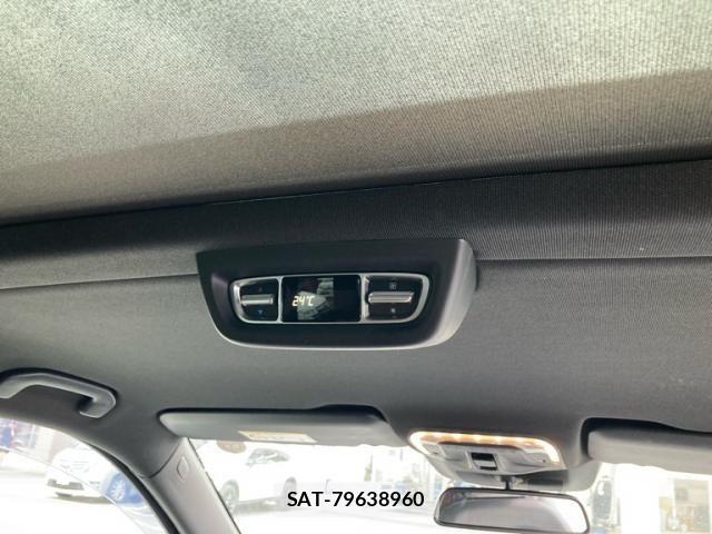 Mercedes Benz V-CLASS 2016-06 8315441-20