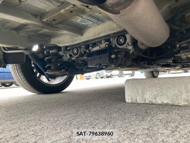 Mercedes Benz V-CLASS 2016-06 8315441-24