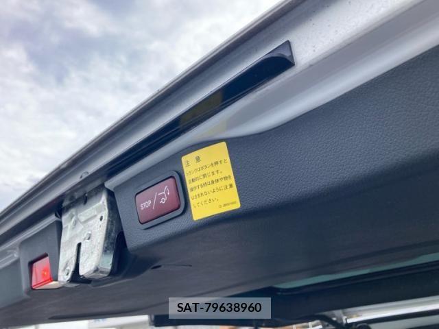 Mercedes Benz V-CLASS 2016-06 8315441-26