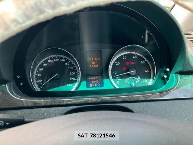 Mercedes Benz V-CLASS 2010-04 8315443-18