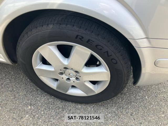 Mercedes Benz V-CLASS 2010-04 8315443-4