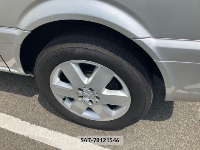 Mercedes Benz V-CLASS 2010-04 8315443-6