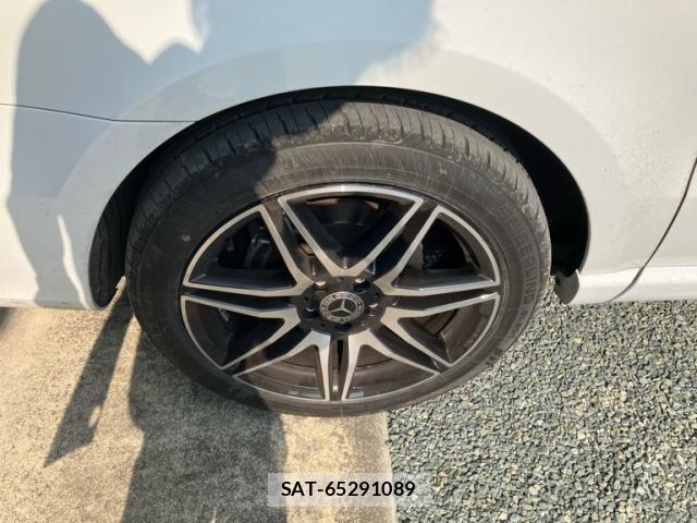 Mercedes Benz V-CLASS 2022-03 8315442-9