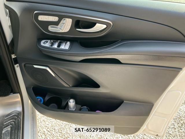 Mercedes Benz V-CLASS 2022-03 8315442-14