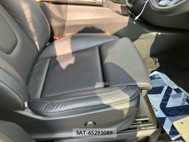 Mercedes Benz V-CLASS 2022-03 8315442-15