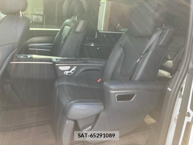 Mercedes Benz V-CLASS 2022-03 8315442-24
