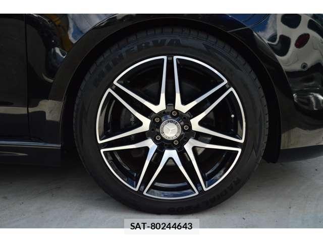 Mercedes Benz V-CLASS 2017-02 8367001-10