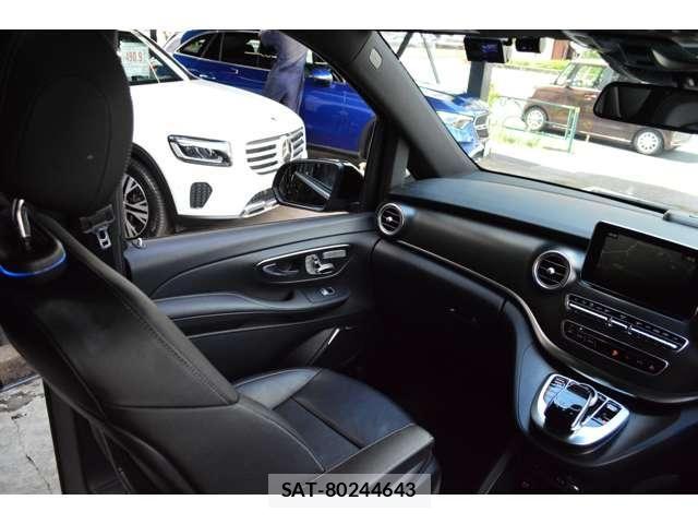 Mercedes Benz V-CLASS 2017-02 8367001-21