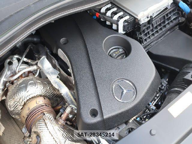 Mercedes Benz V-CLASS 2024-10 8366998-5