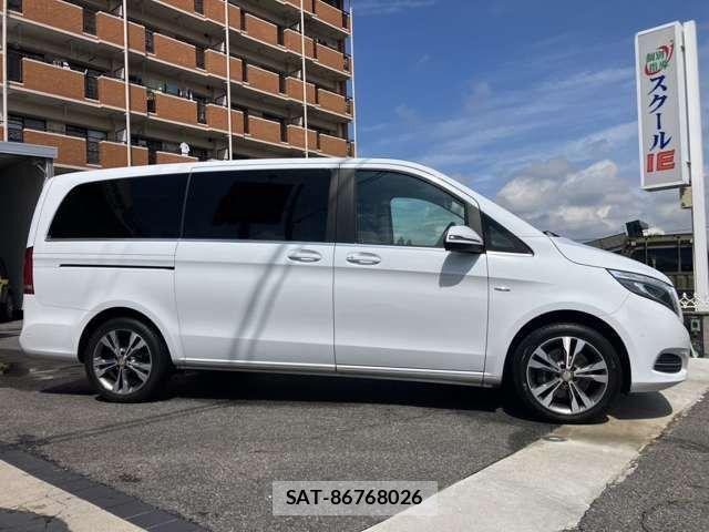Mercedes Benz V-CLASS 2018-02 8413588-5