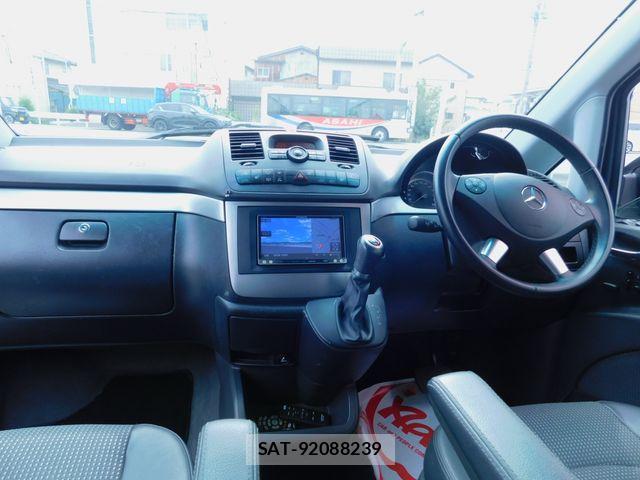 Mercedes Benz V-CLASS 2013-12 8525753-1