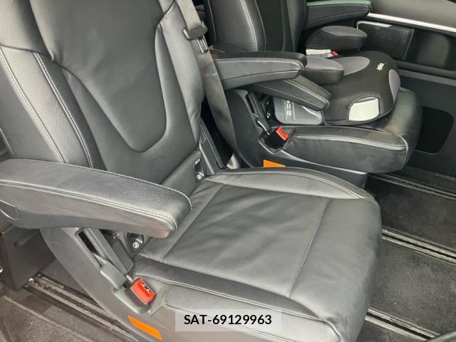 Mercedes Benz V-CLASS 2020-04 8562666-11