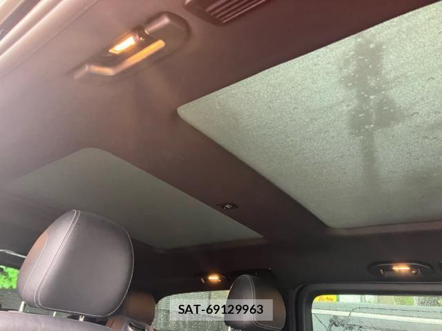 Mercedes Benz V-CLASS 2020-04 8562666-12