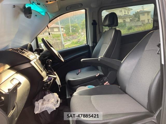 Mercedes Benz V-CLASS 2011-04 8562667-11