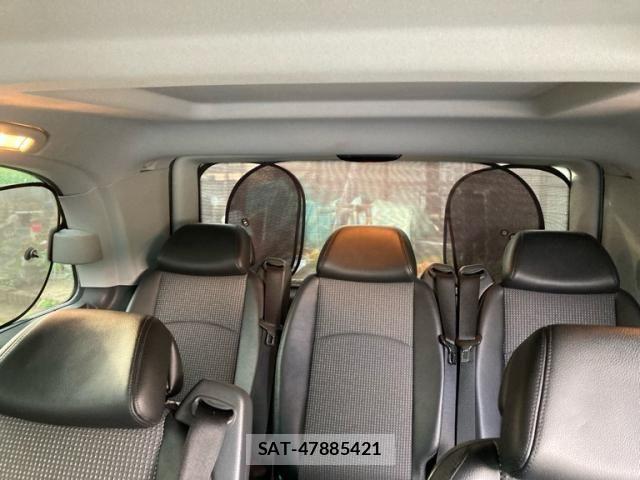Mercedes Benz V-CLASS 2011-04 8562667-13