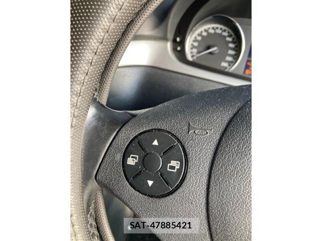 Mercedes Benz V-CLASS 2011-04 8562667-19
