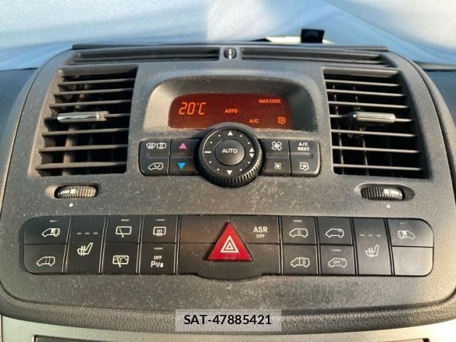 Mercedes Benz V-CLASS 2011-04 8562667-20